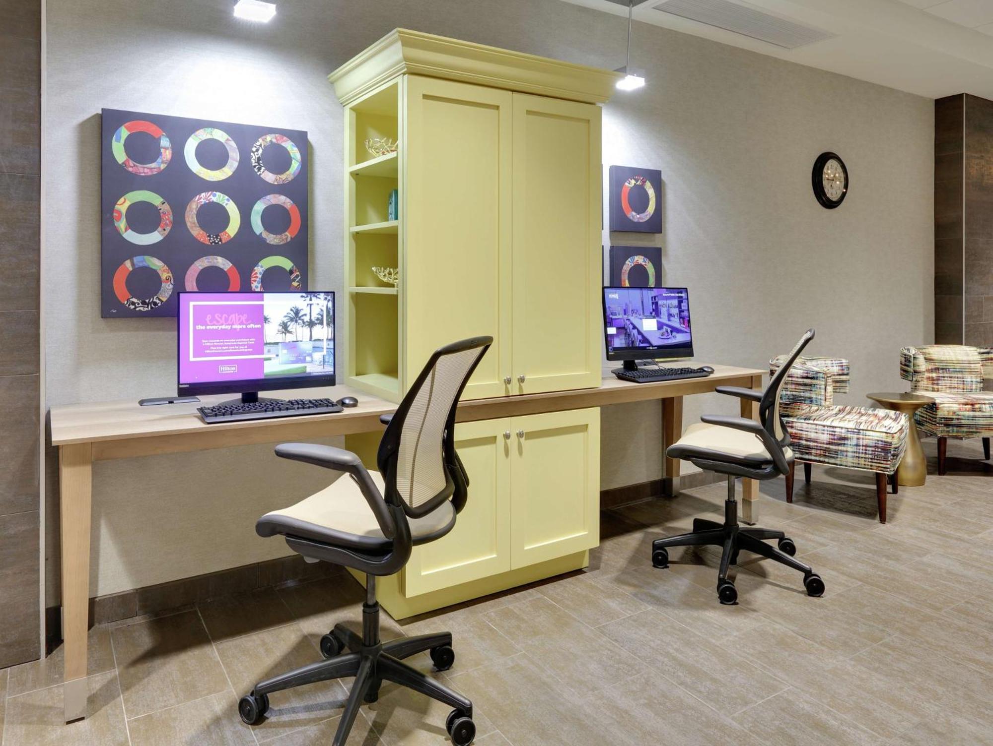Home2 Suites By Hilton Hagerstown Bagian luar foto